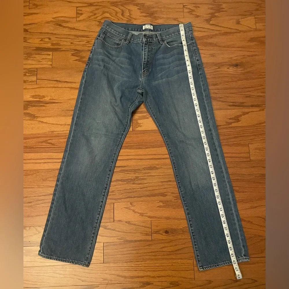 J. Crew- Men's‎ Straight Blue Jeans Size 33
